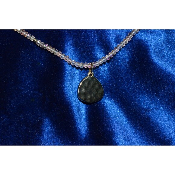 Crystal Beaded Necklace With Light Green Tear Drop Gold Tone Pendant Stretch - Picture 4 of 7